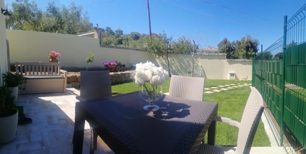 La Locandina Holiday home